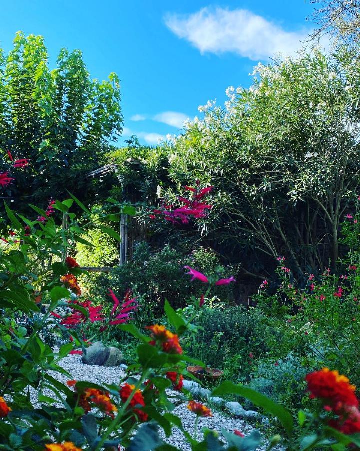 Bed and Breakfast La Poterie Carresse Exterior foto